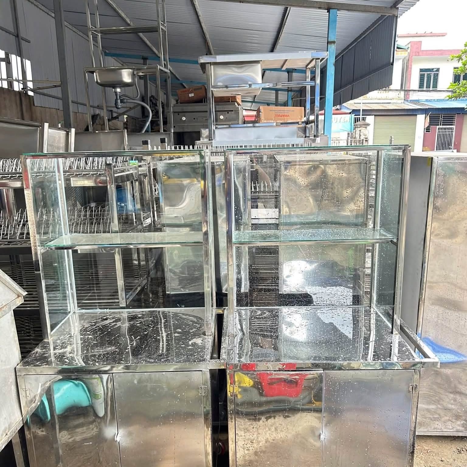 Tủ kính trưng bày cũ cho shop, quán
